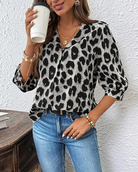 Blusa de manga media con estampado de leopardo y corte holgado
